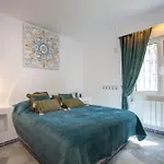 Buganvilla Apartment, 95m2, 3 Bedrooms, Terrace, 300m To Locos Διαμέρισμα *