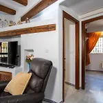Buganvilla Apartment, 95m2, 3 Bedrooms, Terrace, 300m To Locos Διαμέρισμα Τορεβιέχα