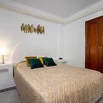 Buganvilla Apartment, 95m2, 3 Bedrooms, Terrace, 300m To Locos Апартаменты *