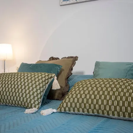 Buganvilla Apartment, 95m2, 3 Bedrooms, Terrace, 300m To Locos 公寓 托雷维耶哈