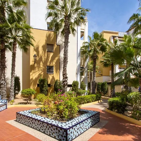 Buganvilla Apartment, 95m2, 3 Bedrooms, Terrace, 300m To Locos