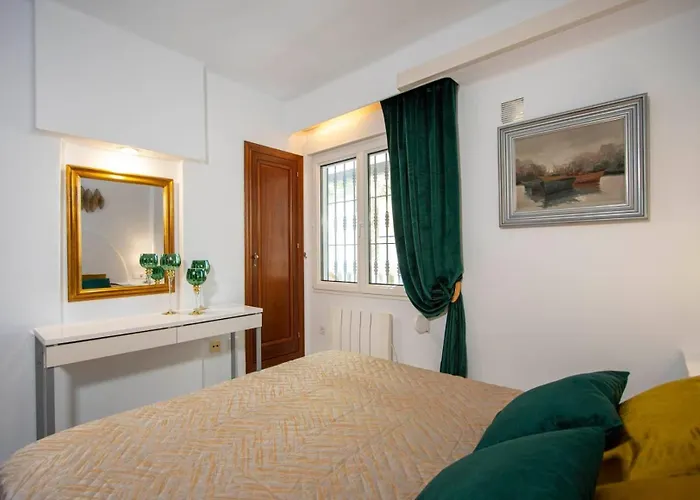 Appartement Buganvilla Apartment, 95m2, 3 Bedrooms, Terrace, 300m To Locos Torrevieja