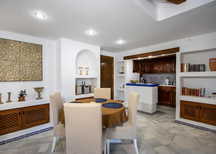 Buganvilla Apartment, 95m2, 3 Bedrooms, Terrace, 300m To Locos