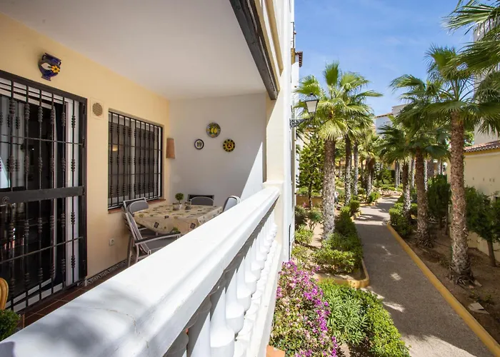 Appartement Buganvilla Apartment, 95m2, 3 Bedrooms, Terrace, 300m To Locos Torrevieja
