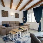 公寓 Buganvilla Apartment, 95m2, 3 Bedrooms, Terrace, 300m To Locos 托雷维耶哈